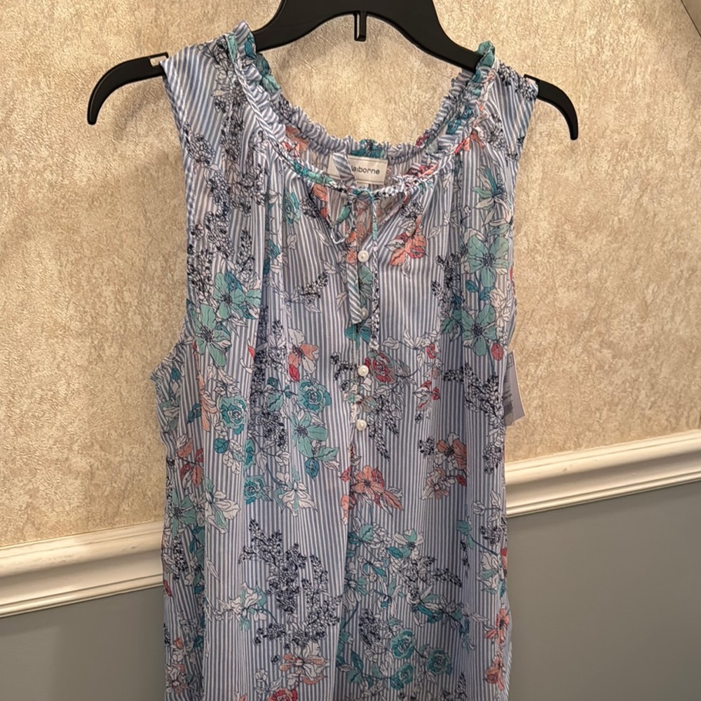 Two Women's Floral Sleeveless Tops Size L NWT & NWOT - Picture 3 of 12